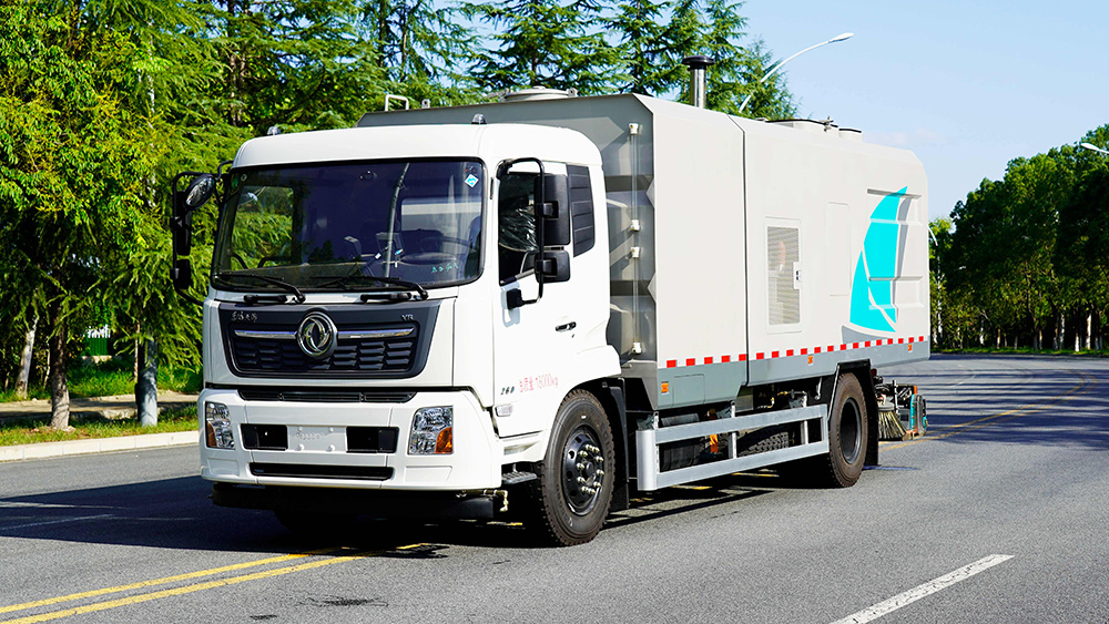 东风天锦道路污染清除车