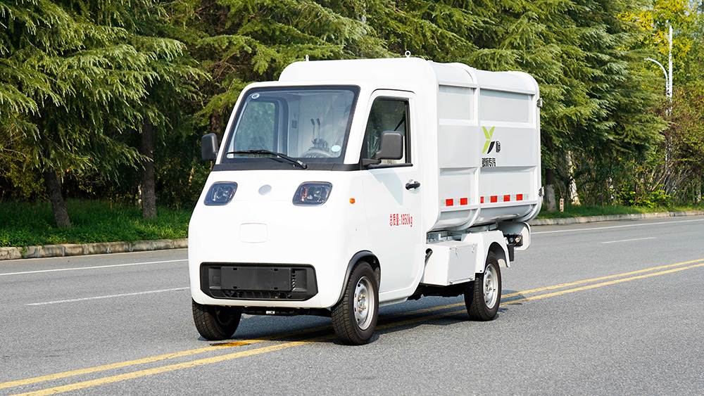 小神童挂桶垃圾车