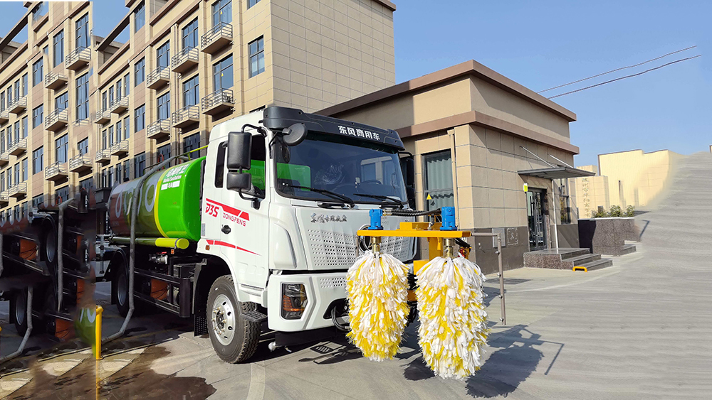 高速护栏清洗机