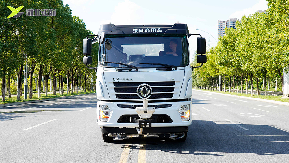 东风D3S洒水车